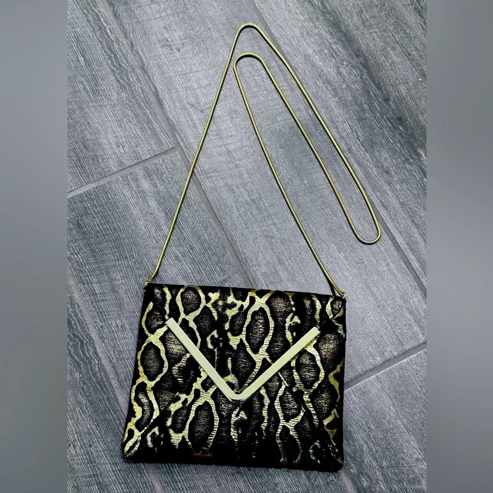 Trouve Women's Clutch Wristlet Leopard‎ Print Purse Mini Bag Gold Nordstrom